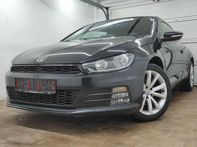 Gebraucht VW Scirocco Sport 125 PS (91 kW) 2015 Deep black perleffekt Coupé
