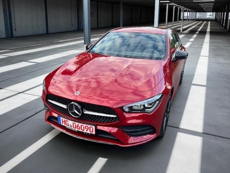 Rot Gebraucht 2021 Mercedes CLA250 Shooting Brake AMG line Kombi | 29.999 € (Fairer Preis) - Bild 1/4