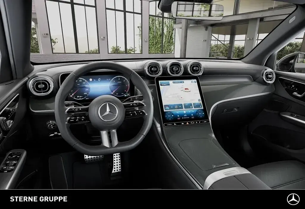 Gebraucht Mercedes GLC220 AMG 197 PS (144 kW) 2026 Lack hightechsilber SUV