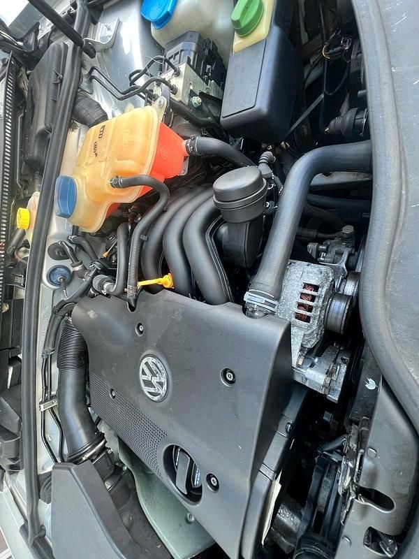 Gebraucht VW Passat 105 PS (77 kW) 1999 Grau Kombi