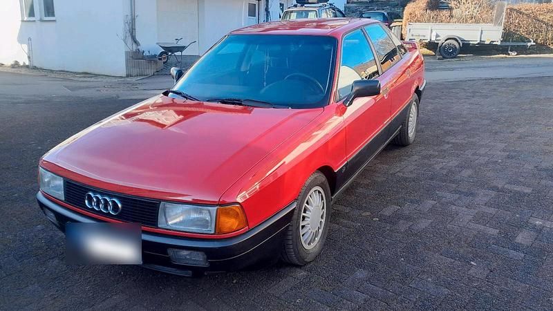Second-hand Audi 80 90 CP (66 kW) 1990 Roșu Berlinǎ