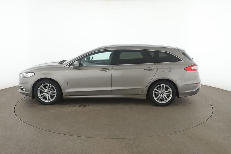 Gebraucht Ford Mondeo Titanium 160 PS (117 kW) 2018 Grau Kombi