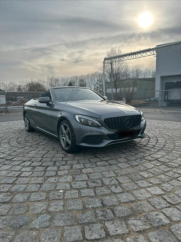 Gebraucht Mercedes C250 211 PS (155 kW) 2017 Grau Cabrio