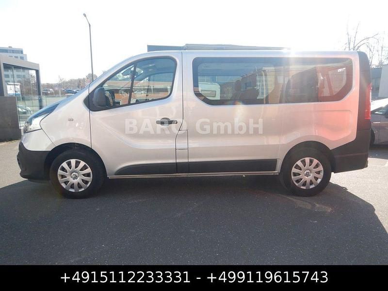 Gebraucht Renault Trafic 145 PS (106 kW) 2016 Grau Van / Kleinbus