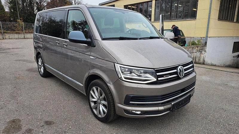 Usata VW T6 204 CV (150 kW) 2015 Oro Furgone
