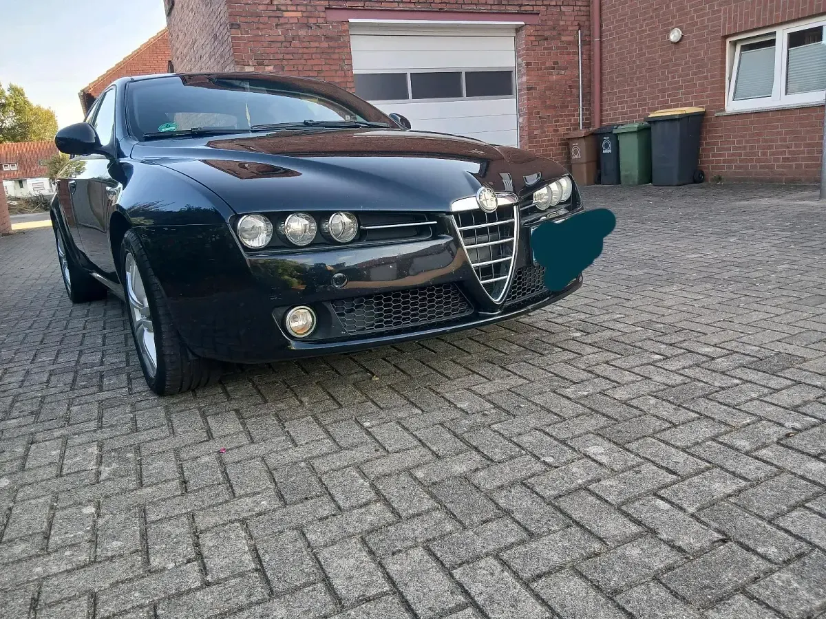 Gebraucht Alfa Romeo 159 140 PS (102 kW) 2010 Schwarz Limousine