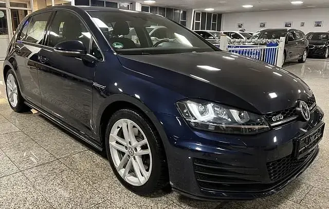 Gebraucht VW Golf VII GTD 184 PS (135 kW) 2015 Dunkelblau, metallic Limousine