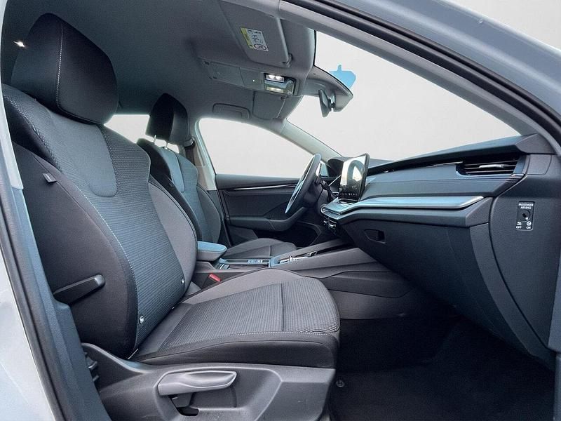 Gebraucht Skoda Octavia Selection 150 PS (110 kW) 2025 Moonweiß perleffekt (metallic) Limousine