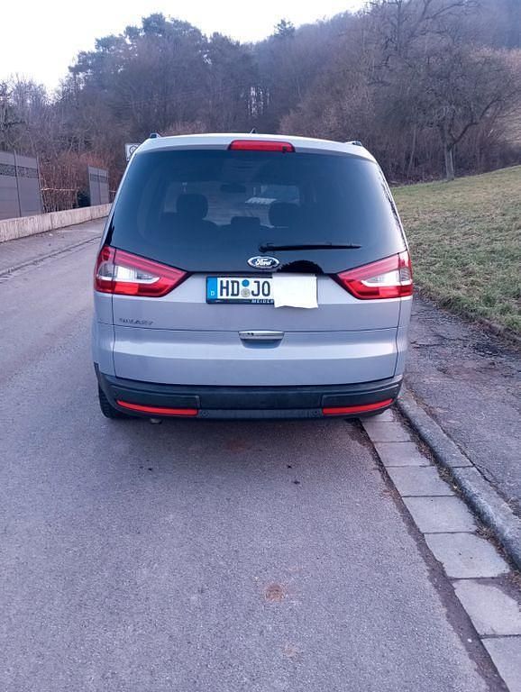Gebraucht Ford Galaxy Titanium 163 PS (119 kW) 2011 Grau Van / Kleinbus