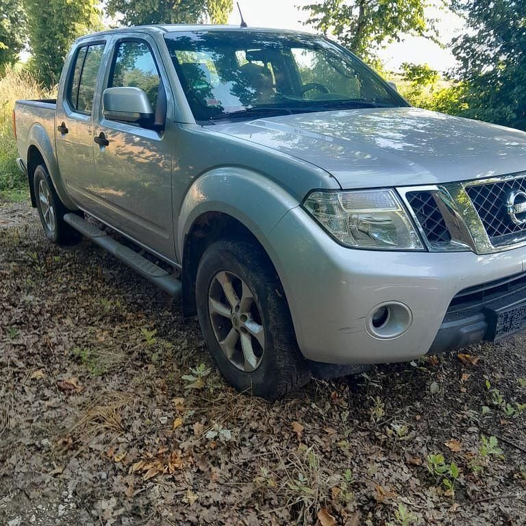 Gebraucht Nissan Navara 190 PS (139 kW) 2013 Silber Pickup