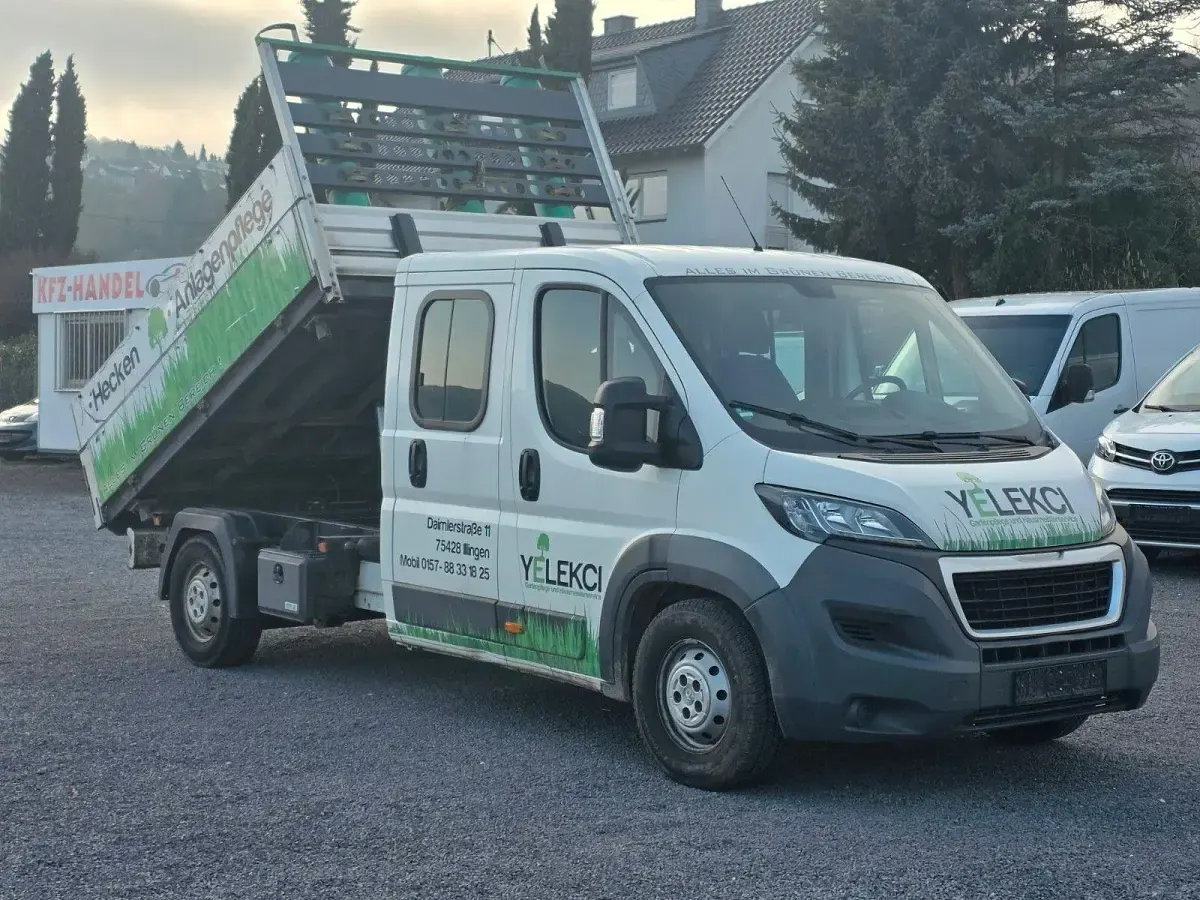 Gebraucht Peugeot Boxer 131 PS (96 kW) 2017 Weiß Van