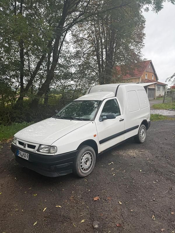 Weiß Gebraucht 2000 VW Caddy Van / Kleinbus | 500 € (Superpreis) - Bild 1/4