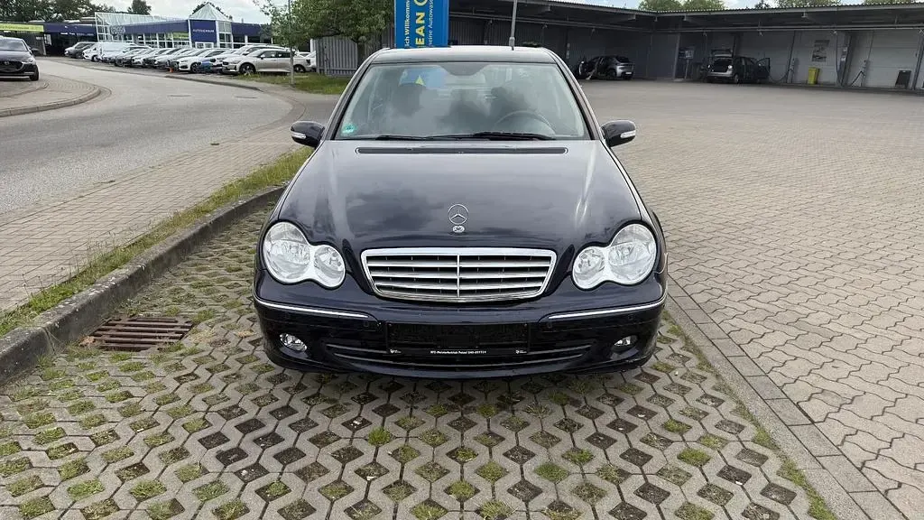 Gebraucht Mercedes C200 Elegance 163 PS (119 kW) 2006 Blau Limousine
