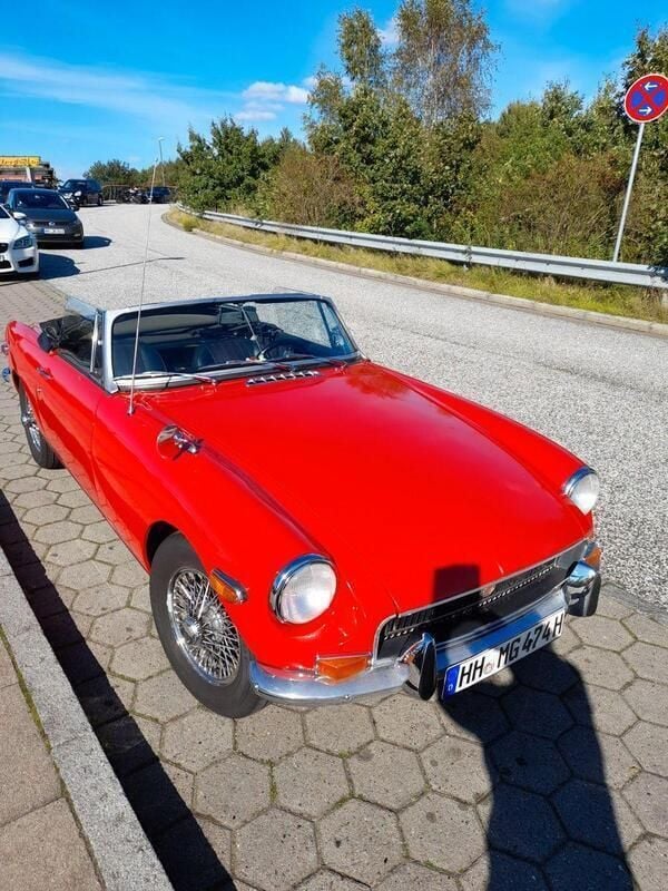 Rot Gebraucht 1970 MG B Cabrio | 13.000 € - Bild 1/3