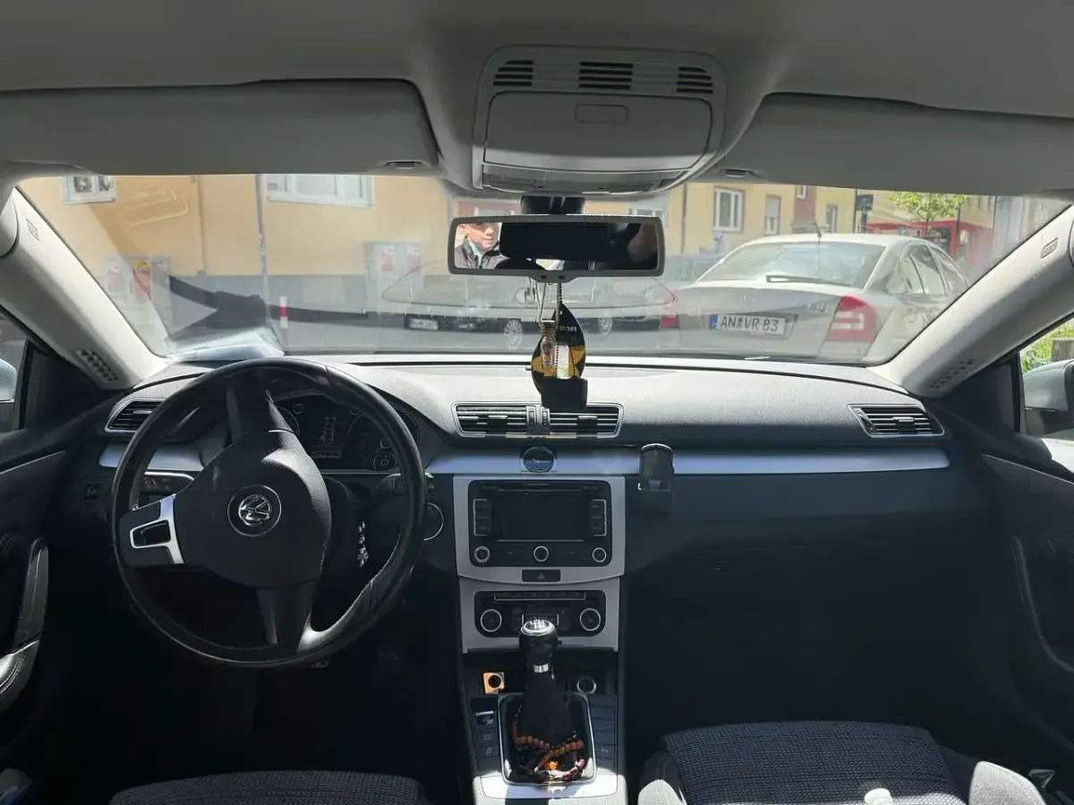 Gebraucht VW Passat 160 PS (117 kW) 2012 Coupé
