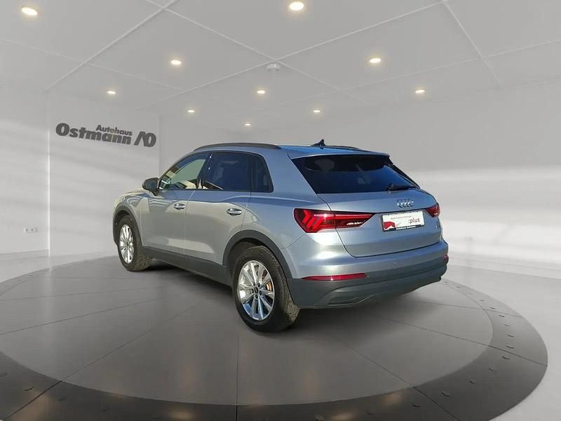 Gebraucht Audi Q3 Ambiente 150 PS (110 kW) 2021 Silber SUV