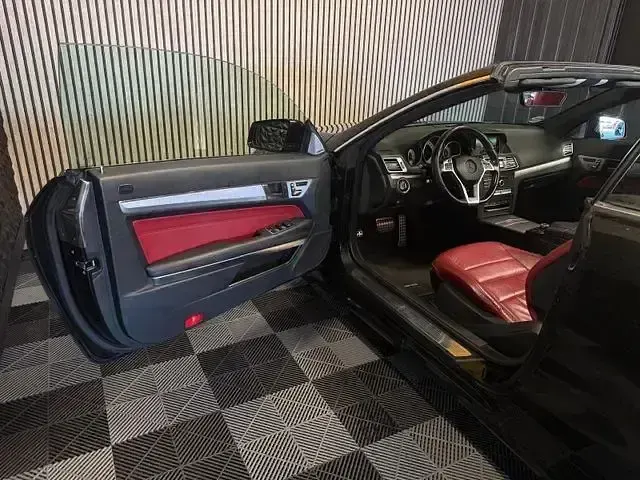 Gebraucht Mercedes E350 AMG line 258 PS (189 kW) 2015 Schwarz Cabrio