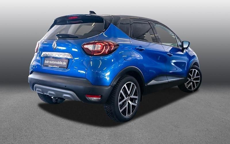 Second-hand Renault Captur Version S 150 CP (110 kW) 2019 Albastru SUV