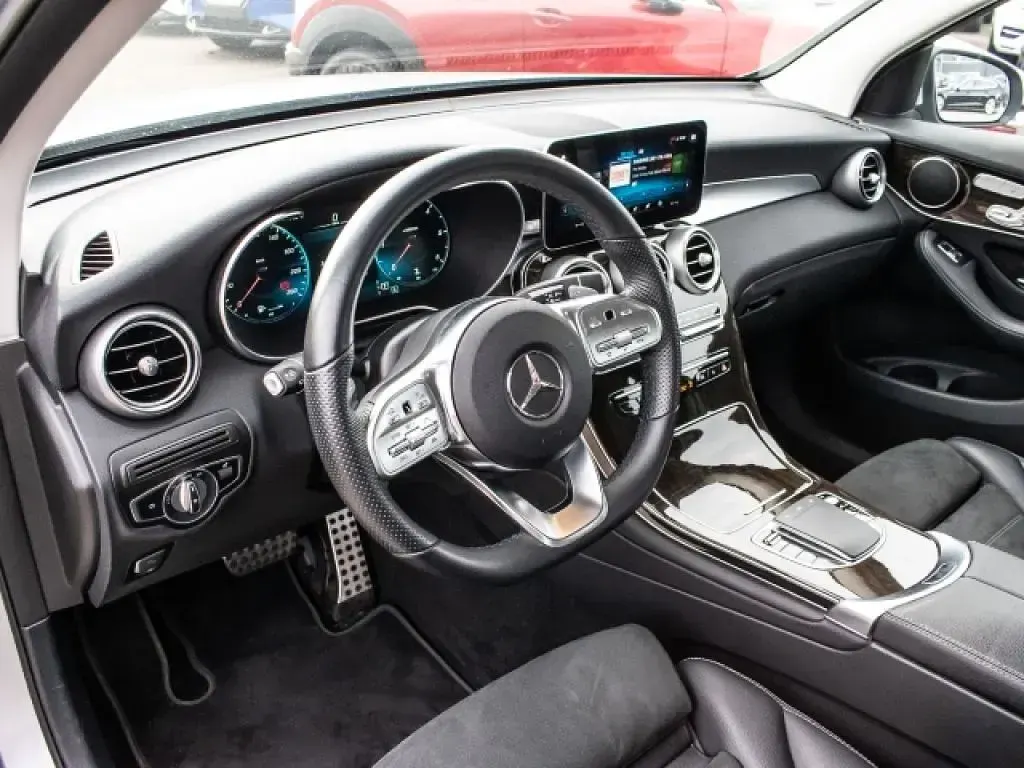 Gebraucht Mercedes GLC400d 330 PS (242 kW) 2021 Silber SUV