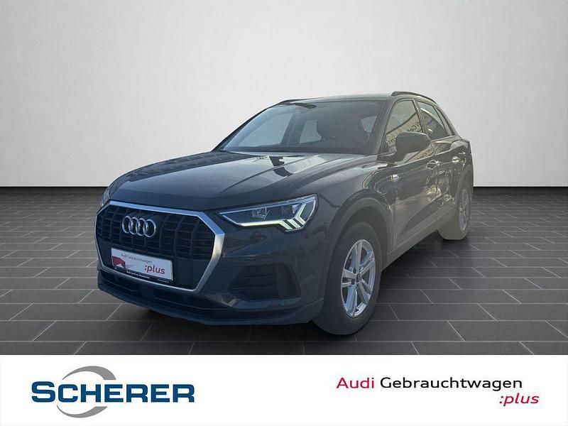Gebraucht Audi Q3 Basis 245 PS (180 kW) 2022 Nanograu metallic (metallic) SUV