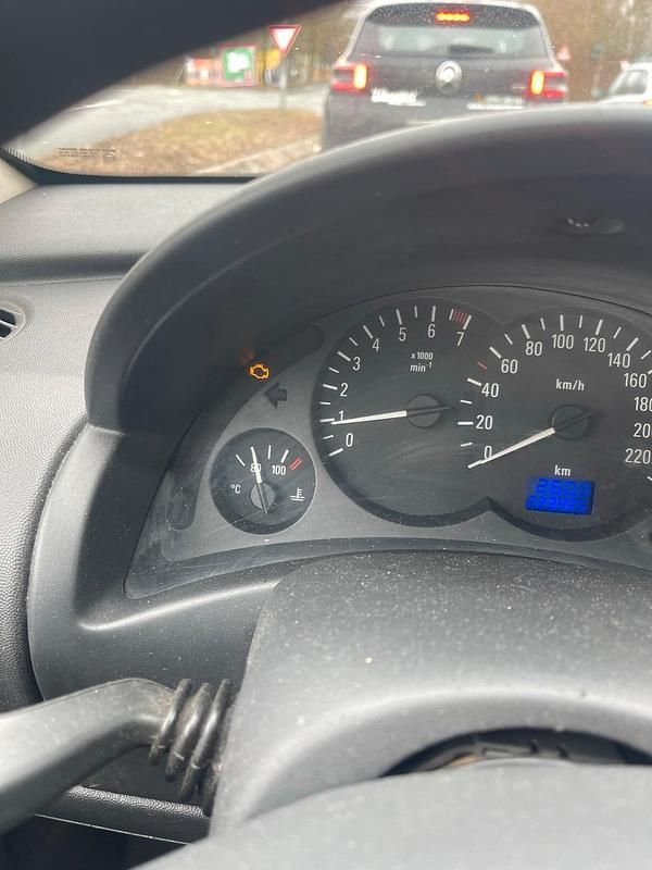 Gebraucht Opel Corsa 58 PS (42 kW) 2002 Blau Kleinwagen