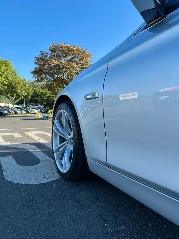 Gebraucht BMW 535 313 PS (230 kW) 2012 Silber Kombi