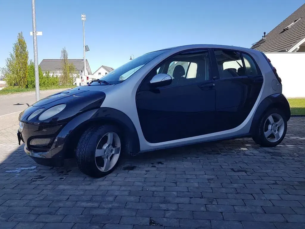 Second-hand Smart ForFour Passion 95 CP (69 kW) 2005 Negru Hatchback