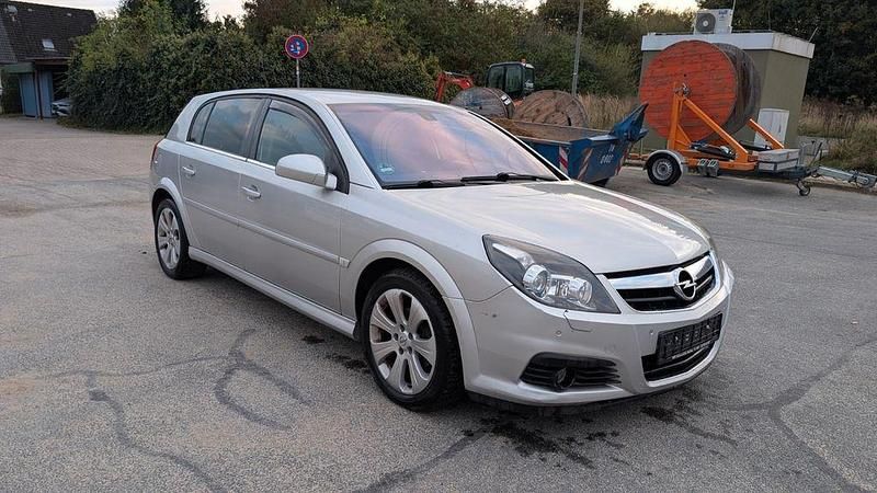 Silber Gebraucht 2007 Opel Signum Edition Kombi | 1.300 € (Fairer Preis) - Bild 1/4