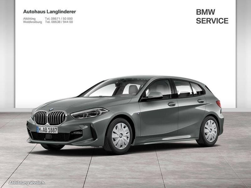 Skyscraper grau metallic Gebraucht 2023 BMW 120 M Sport Kleinwagen | 31.900 € (Fairer Preis) - Bild 1/4