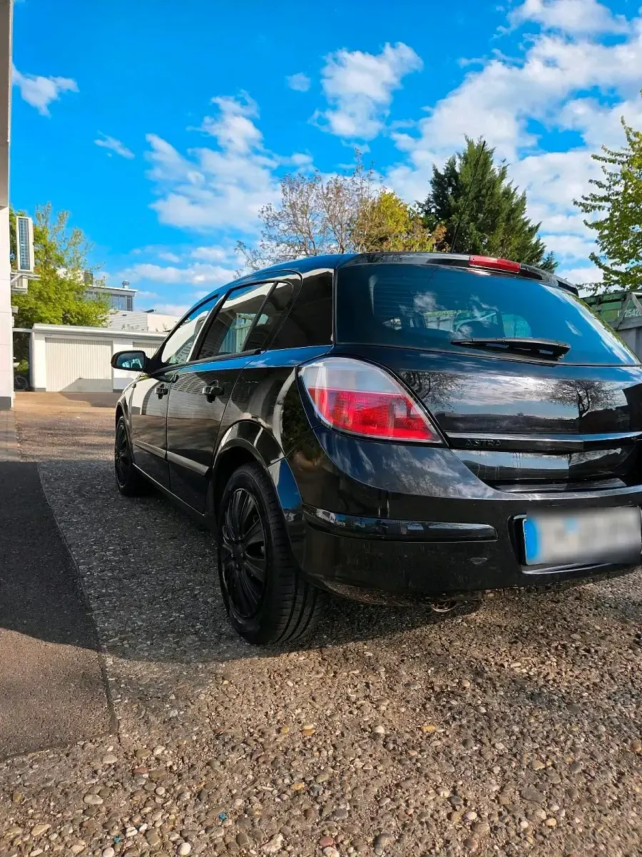 Occasion Opel Astra 105 ch (77 kW) 2007 Noir Citadine