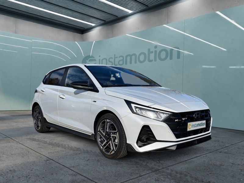 Grau Gebraucht 2024 Hyundai i20 N Line Limousine | 26.490 € (Teuer) - Bild 1/3