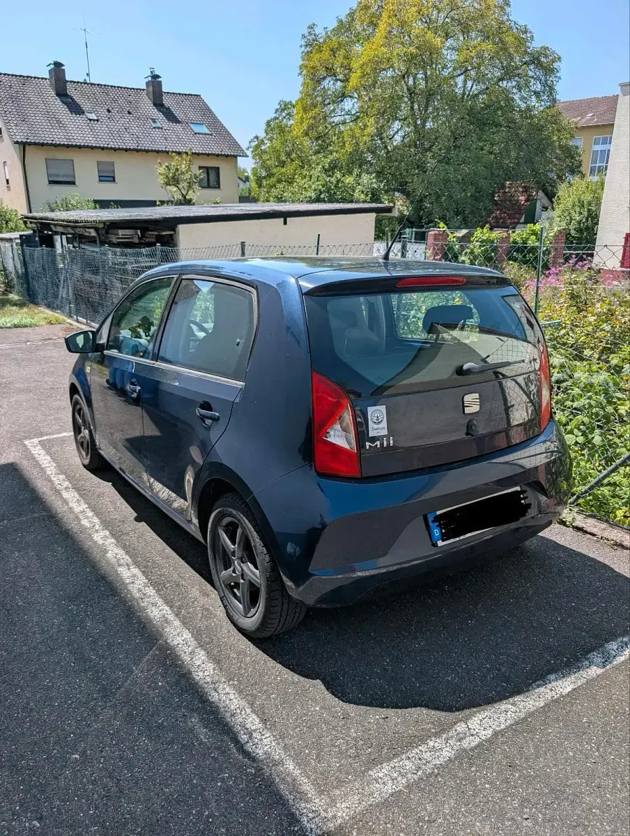 Gebraucht Seat Mii Style 75 PS (55 kW) 2013 Blau Kleinwagen