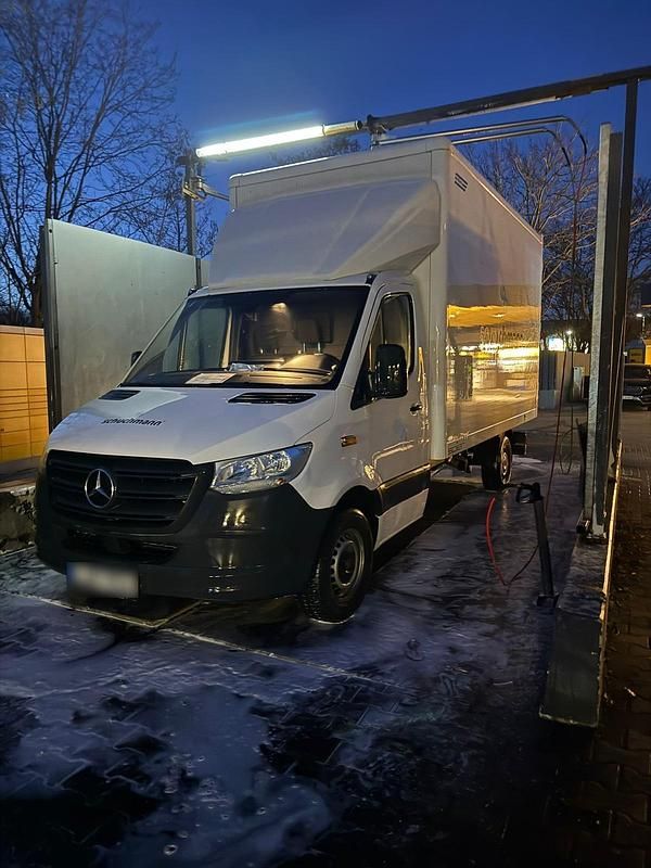 Gebraucht Mercedes Sprinter 163 PS (119 kW) 2018 Weiß Van
