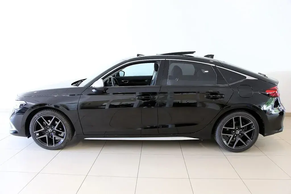 Gebraucht Honda Civic Advance 184 PS (135 kW) 2022 Crystal black p. Limousine
