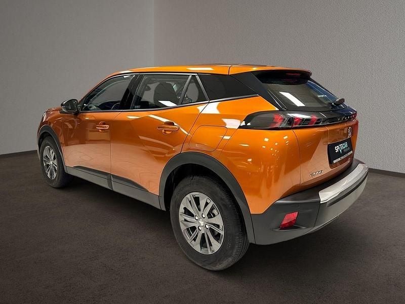 Gebraucht Peugeot 2008 Active 101 PS (74 kW) 2022 Orange SUV