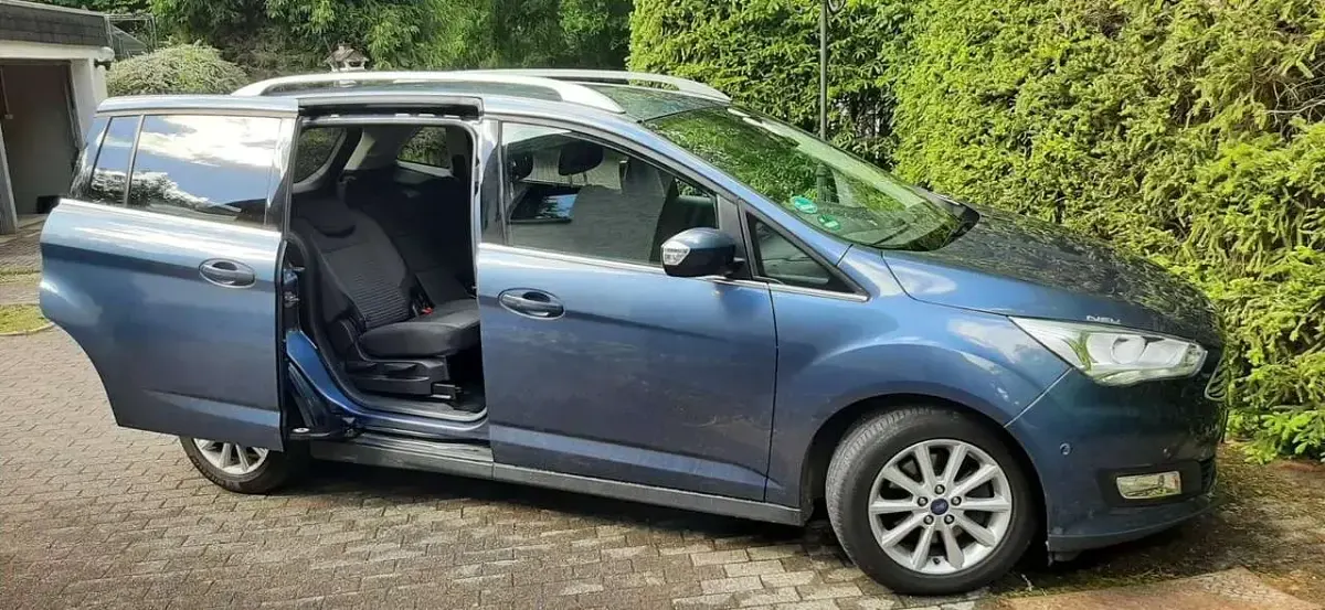 Gebraucht Ford Grand C-Max 125 PS (91 kW) 2019 Van / Kleinbus