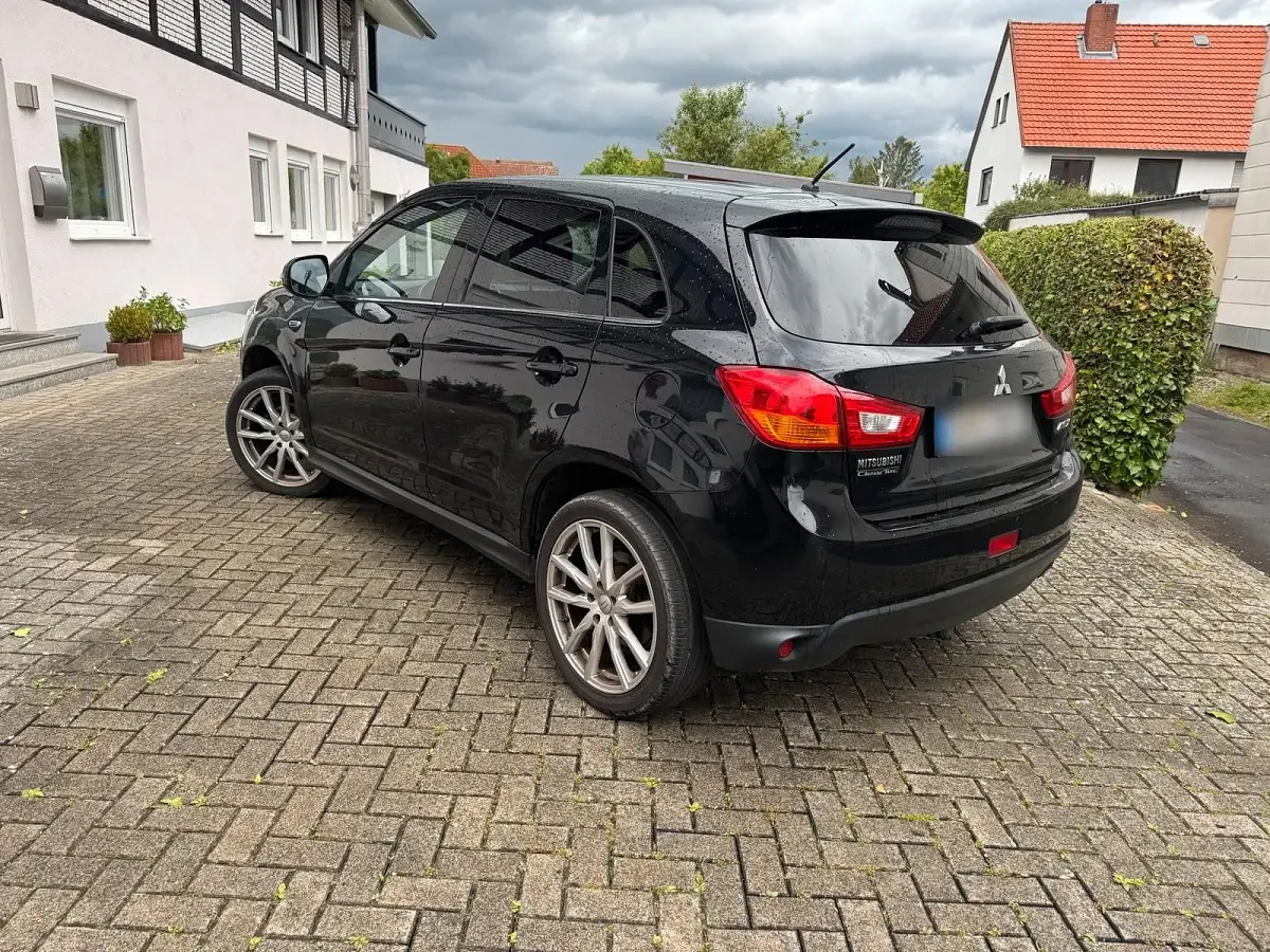 Gebraucht Mitsubishi ASX 150 PS (110 kW) 2014 Schwarz SUV