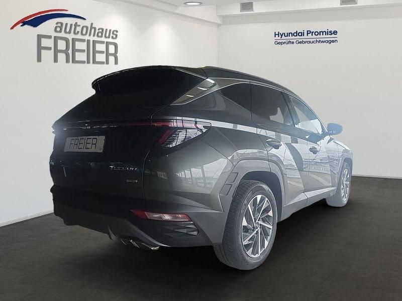 Gebraucht Hyundai Tucson Trend 179 PS (131 kW) 2023 Amazon grey / met SUV
