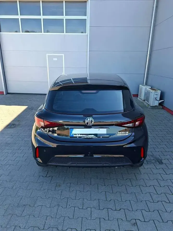 Käytetty MG MG3 194 HP (142 kW) 2024 Musta Viistoperä