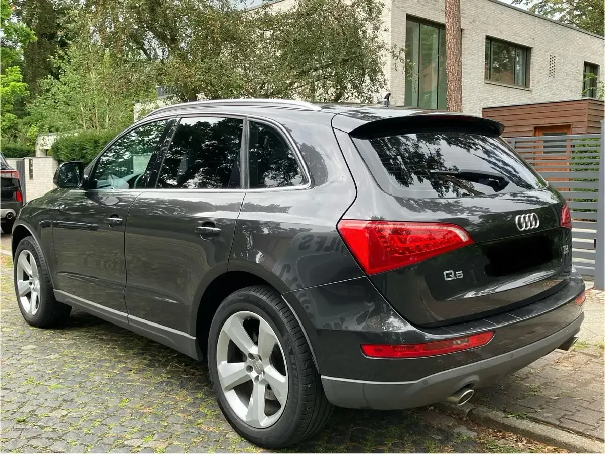 Gebraucht Audi Q5 236 PS (173 kW) 2010 Schwarz SUV