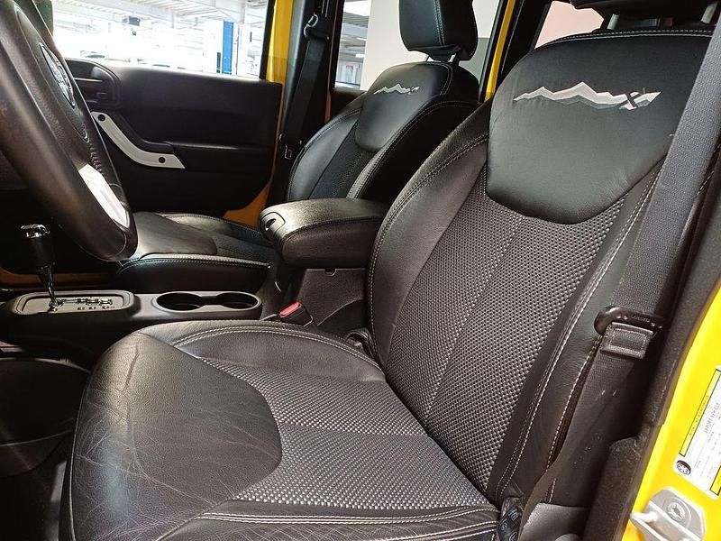 Gebraucht Jeep Wrangler 200 PS (147 kW) 2015 Gelb SUV