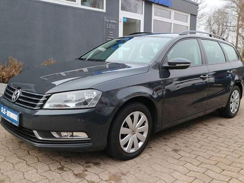Gebraucht VW Passat 154 PS (113 kW) 2014 Andere Limousine