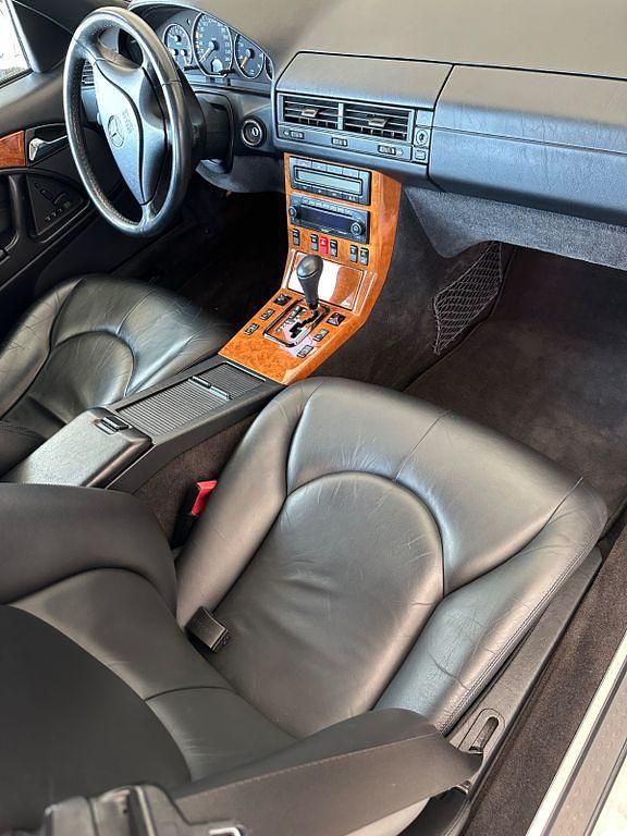 Gebraucht Mercedes SL320 224 PS (164 kW) 2001 Silber Cabrio
