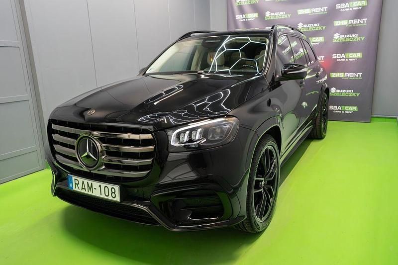 Gebraucht Mercedes GLS450 367 PS (269 kW) 2024 Schwarz SUV