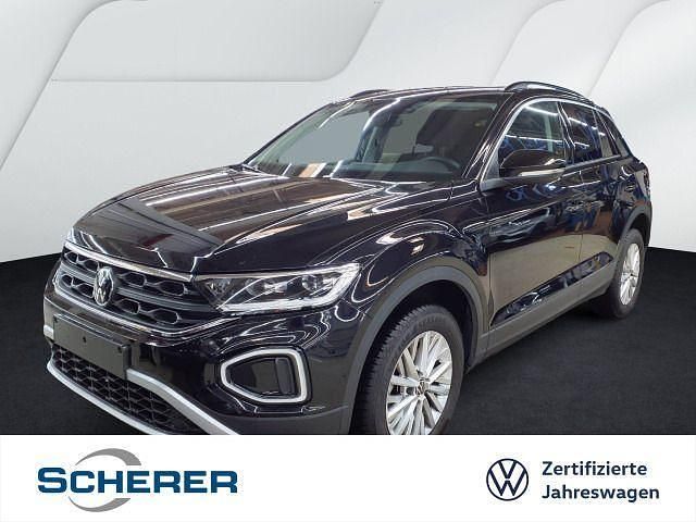 Deep black perleffekt (metallic) Gebraucht 2024 VW T-Roc Life SUV | 21.600 € (Guter Preis) - Bild 1/4