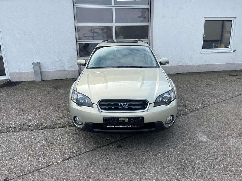 Champagne gold opal Gebraucht 2004 Subaru Outback SUV | 4.980 € (Superpreis) - Bild 1/4