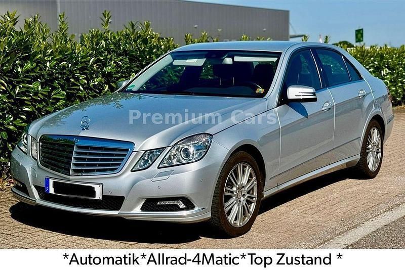 Silber Gebraucht 2010 Mercedes E350 Limousine | 12.990 € (Superpreis) - Bild 1/4