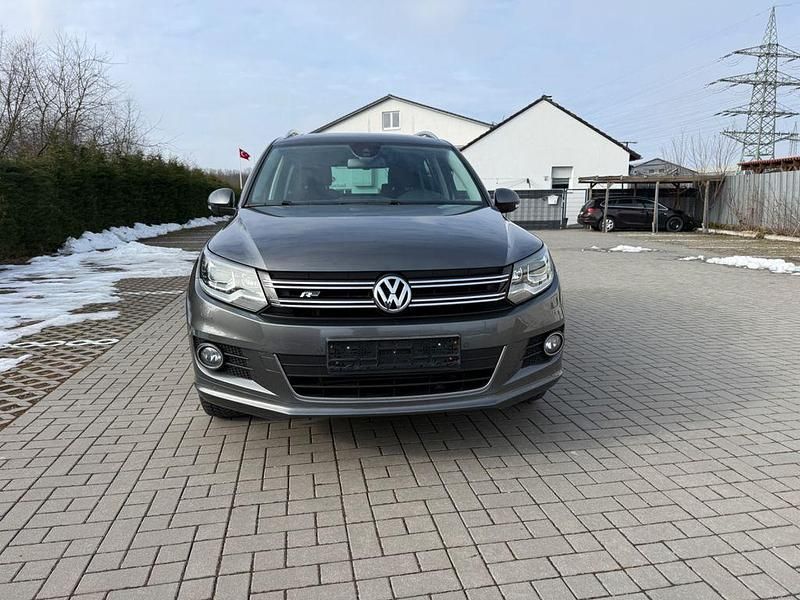 Gebraucht VW Tiguan Sportline 177 PS (130 kW) 2014 Grau SUV