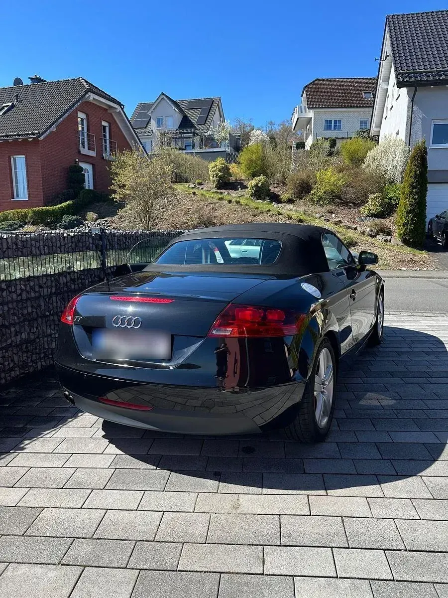 Gebraucht Audi TT Roadster Design 160 PS (117 kW) 2010 Schwarz Cabrio