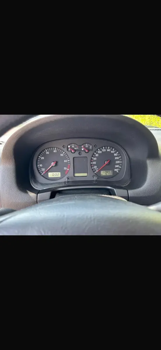 Gebraucht VW Golf IV 101 PS (74 kW) 1998 Silber Kleinwagen